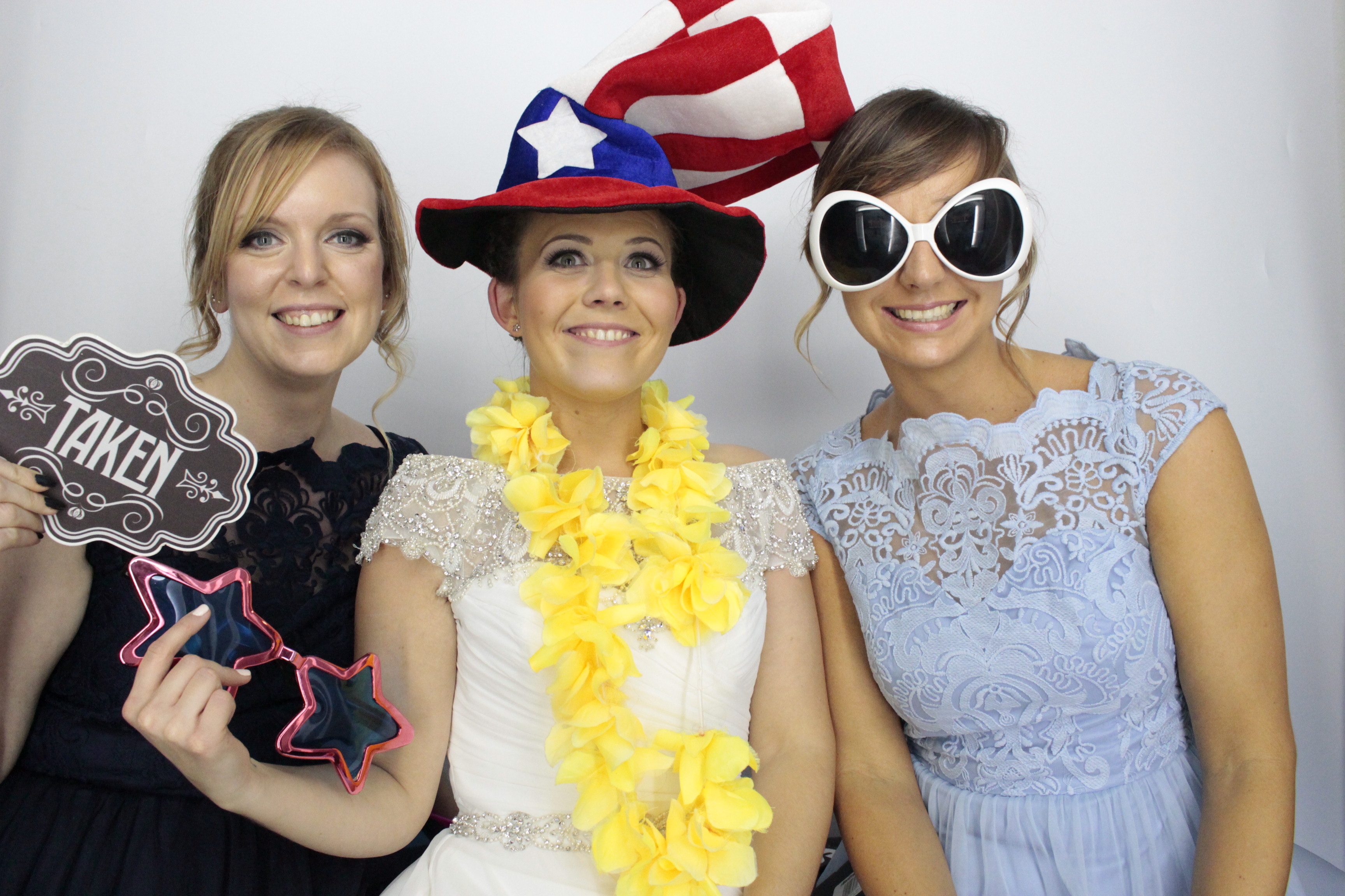 Emma and James’s Wedding  | View more photos from the event at gallery.myphotoboothexperience.co.uk/u/MyPhotoBoothExperienceLtd/Emma-and-James’s-Wedding
